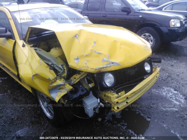 1ZVFT82H055220670 - 2005 FORD MUSTANG GT YELLOW photo 6