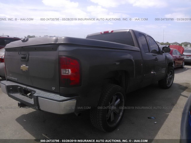 1GCEC19C48Z102618 - 2008 CHEVROLET SILVERADO C1500 GRAY photo 4