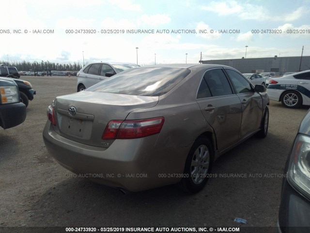 4T1BE46K19U865877 - 2009 TOYOTA CAMRY SE/LE/XLE GOLD photo 4