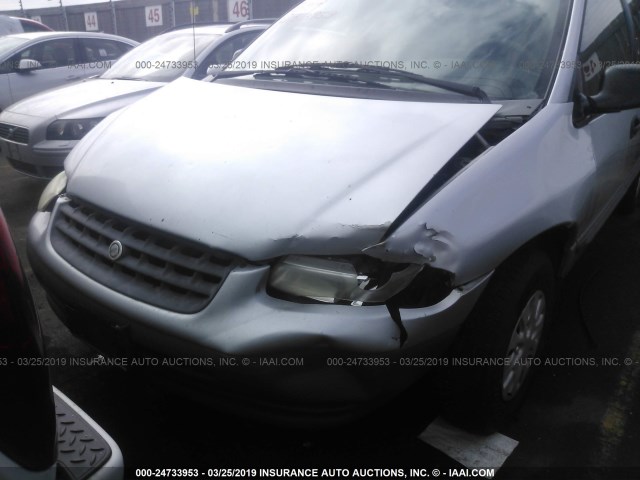 2C4GJ24G2YR778347 - 2000 CHRYSLER GRAND VOYAGER  SILVER photo 6