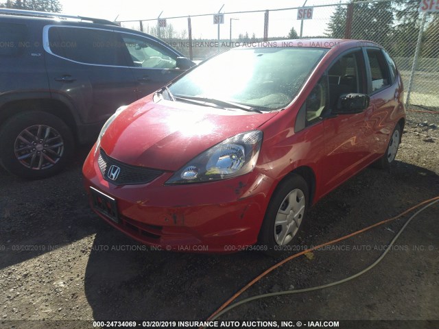 JHMGE8H37DC082874 - 2013 HONDA FIT RED photo 2