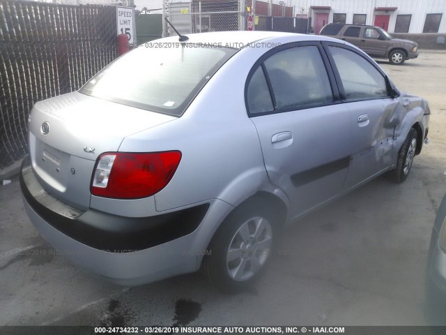 KNADE123076259270 - 2007 KIA RIO LX/SX SILVER photo 4