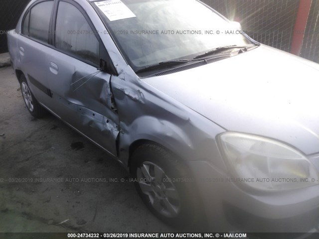 KNADE123076259270 - 2007 KIA RIO LX/SX SILVER photo 6