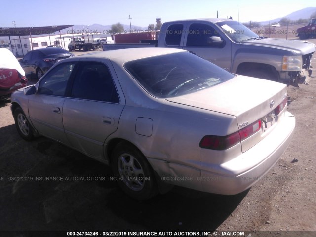 JT2BG22K6V0047595 - 1997 TOYOTA CAMRY LE/XLE 棕色 照片 3