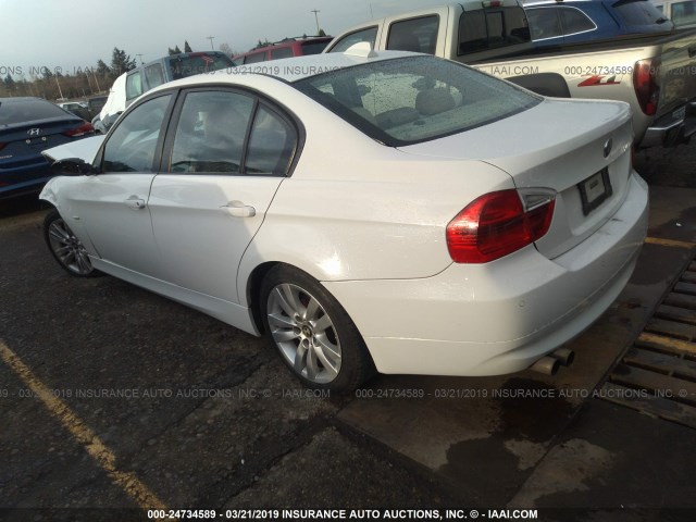 WBAVB17556NK30939 - 2006 BMW 325 I AUTOMATIC WHITE photo 3