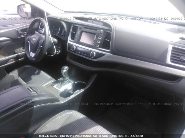 5TDZKRFH6ES035715 - 2014 TOYOTA HIGHLANDER LE/LE PLUS WHITE photo 5