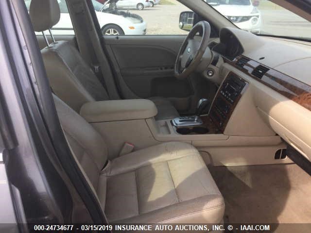 1FAFP24186G163652 - 2006 FORD FIVE HUNDRED SEL GRAY photo 5