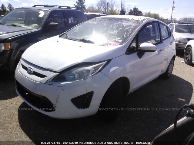 3FADP4TJ2DM215249 - 2013 FORD FIESTA S WHITE photo 2