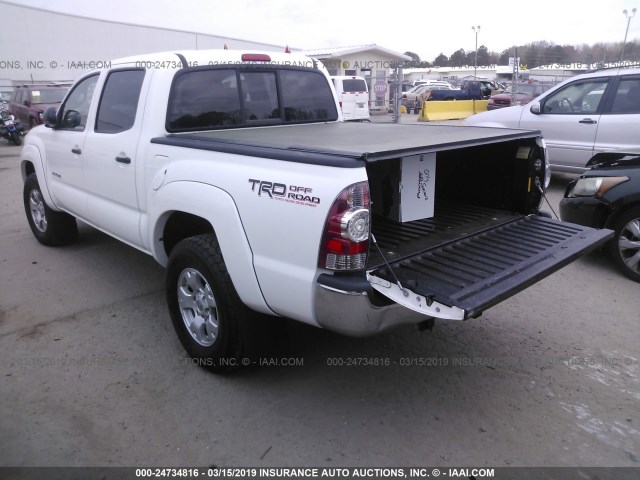 3TMJU4GN8BM110232 - 2011 TOYOTA TACOMA DOUBLE CAB PRERUNNER WHITE photo 3