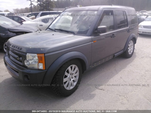 SALAE25415A329572 - 2005 LAND ROVER LR3 SE GRAY photo 2