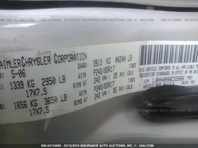 1J8HH48N06C335066 - 2006 JEEP COMMANDER ნაცრისფერი ფოტო 9