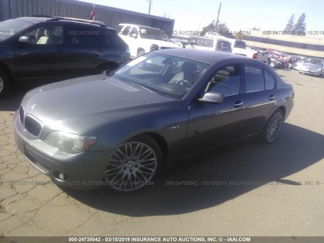 WBAHL83507DT10004 - 2007 BMW 750 I GRAY photo 2