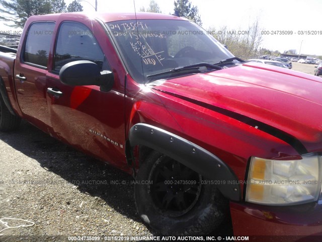 2GCEC13C571551077 - 2007 CHEVROLET SILVERADO C1500 CREW CAB RED photo 6