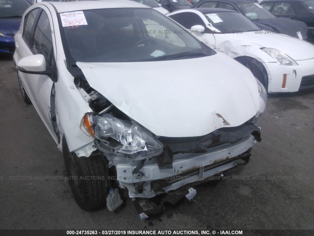 JTDKDTB3XE1560440 - 2014 TOYOTA PRIUS C WHITE photo 6