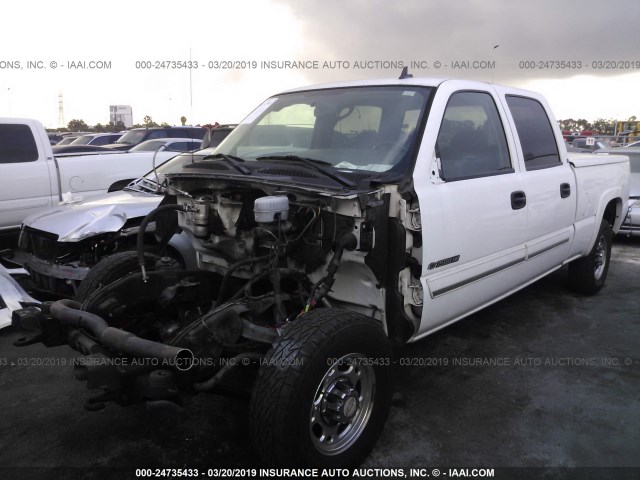 1GCGC13U06F266070 - 2006 CHEVROLET SILVERADO C1500 HEAVY DUTY WHITE photo 2