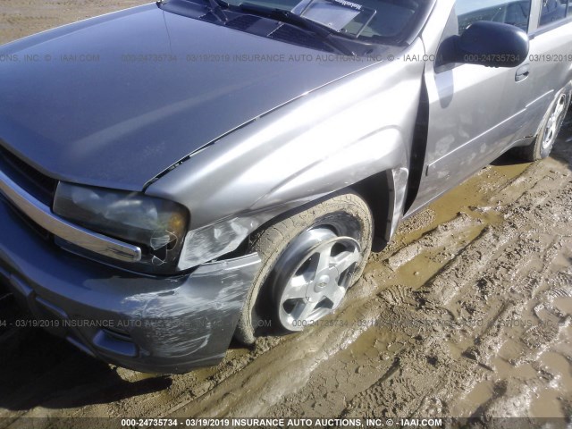 1GNDT13S562100417 - 2006 CHEVROLET TRAILBLAZER LS/LT Pewter photo 6