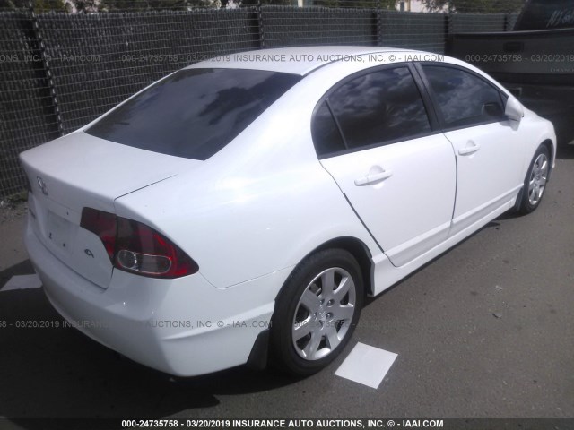 2HGFA16598H337338 - 2008 HONDA CIVIC LX WHITE photo 4