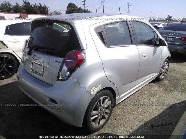 KL8CL6S01EC443650 - 2014 CHEVROLET SPARK EV 2LT SILVER photo 4