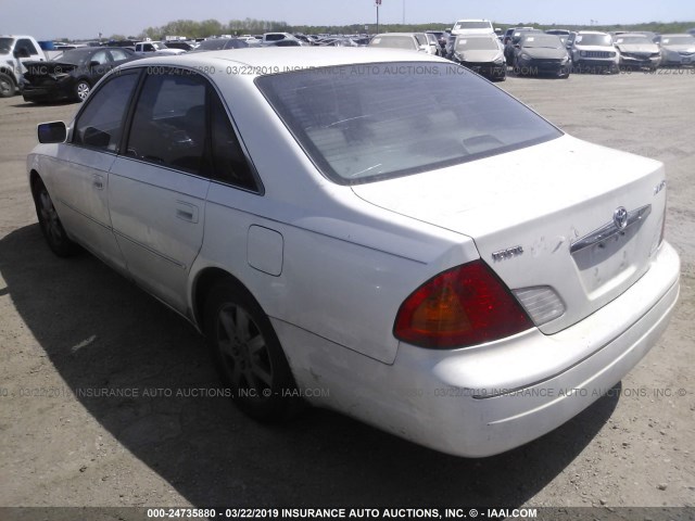 4T1BF28B6YU068330 - 2000 TOYOTA AVALON XL/XLS WHITE photo 3