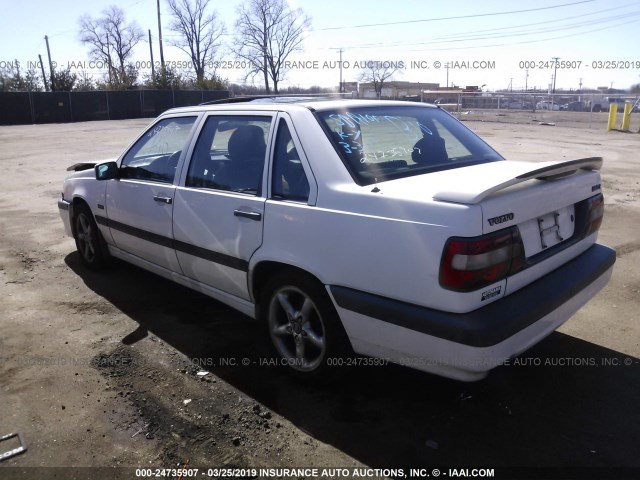 YV1LS5826T2343067 - 1996 VOLVO 850 R WHITE photo 3