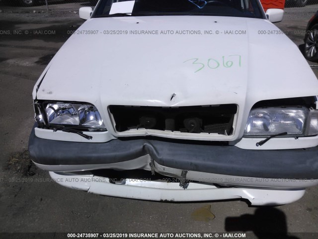 YV1LS5826T2343067 - 1996 VOLVO 850 R WHITE photo 6