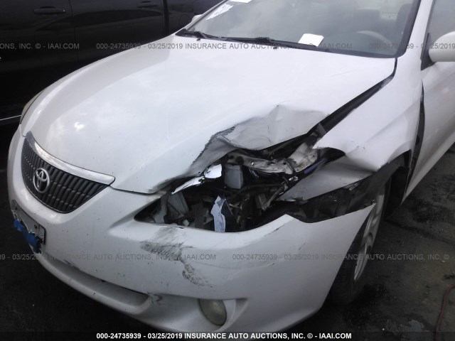 4T1CE38P54U799818 - 2004 TOYOTA CAMRY SOLARA SE/SLE WHITE photo 6