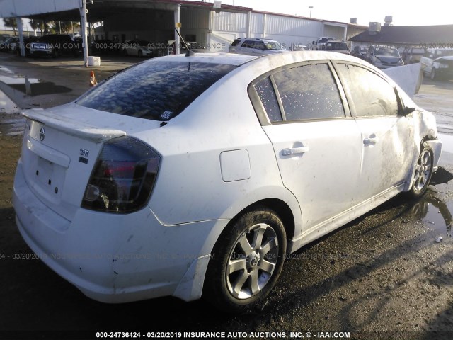 3N1AB61E19L683826 - 2009 NISSAN SENTRA 2.0/2.0S/2.0SL WHITE photo 4