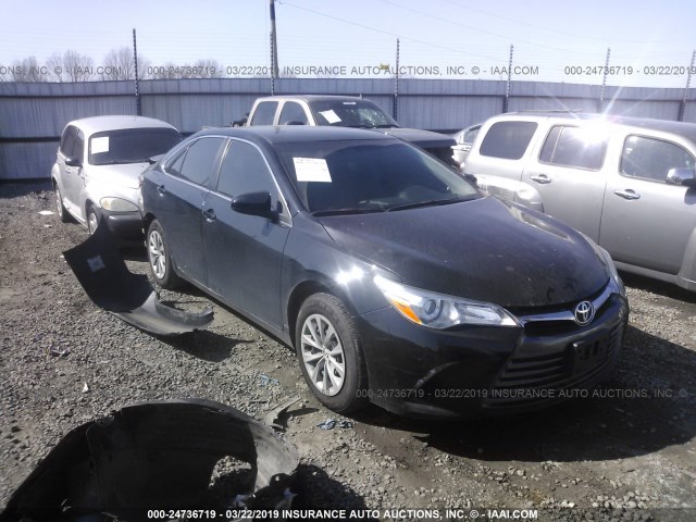 4T1BF1FK6GU171565 - 2016 TOYOTA CAMRY LE/XLE/SE/XSE BLACK photo 1