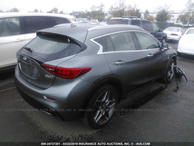 SJKCH5CP3HA026686 - 2017 INFINITI QX30 LUXURY/PREMIUM/SPORT GRAY photo 4