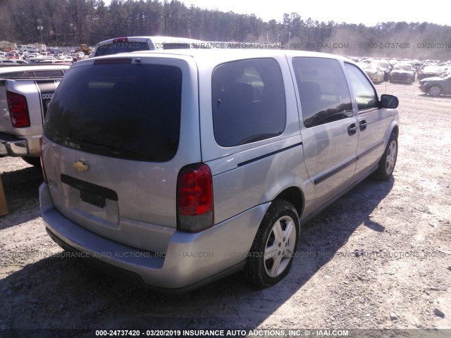 1GNDV03L35D289794 - 2005 CHEVROLET UPLANDER SILVER photo 4