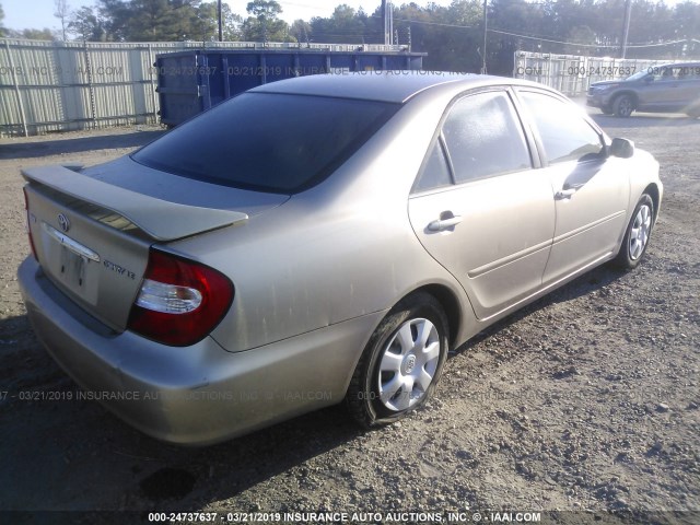 JTDBE32K830239021 - 2003 TOYOTA CAMRY LE/XLE GOLD photo 4