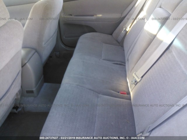 JTDBE32K830239021 - 2003 TOYOTA CAMRY LE/XLE GOLD photo 8