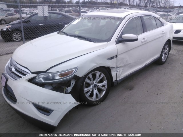 1FAHP2EW0AG156528 - 2010 FORD TAURUS SEL WHITE photo 2