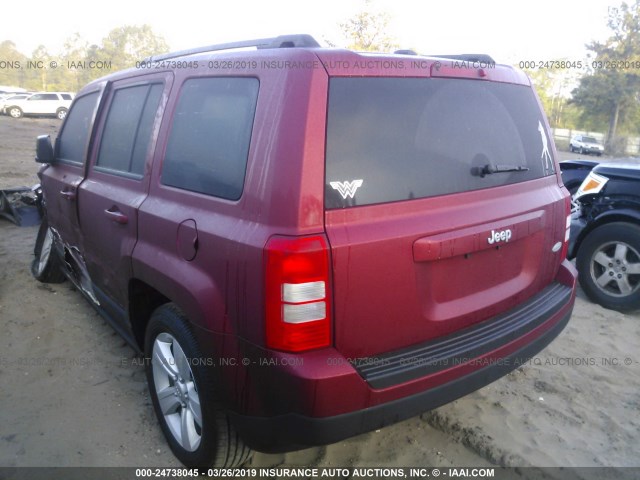 1C4NJPFB7HD183910 - 2017 JEEP PATRIOT LATITUDE RED photo 3