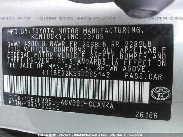 4T1BE32K55U065142 - 2005 TOYOTA CAMRY LE/XLE/SE SILVER photo 9