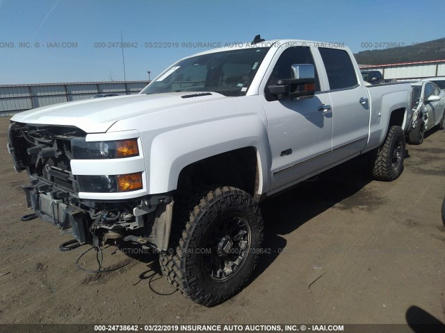 1GC1KWE80FF602340 - 2015 CHEVROLET SILVERADO K2500 HEAVY DUTY LTZ WHITE photo 2