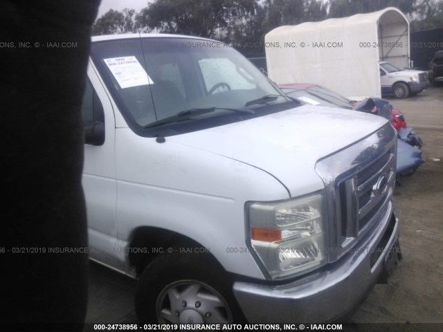 1FMNE11L18DA70080 - 2008 FORD ECONOLINE E150 WAGON WHITE photo 1