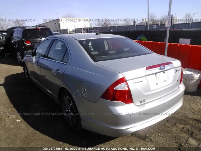 3FADP0L3XAR161370 - 2010 FORD FUSION HYBRID SILVER photo 3