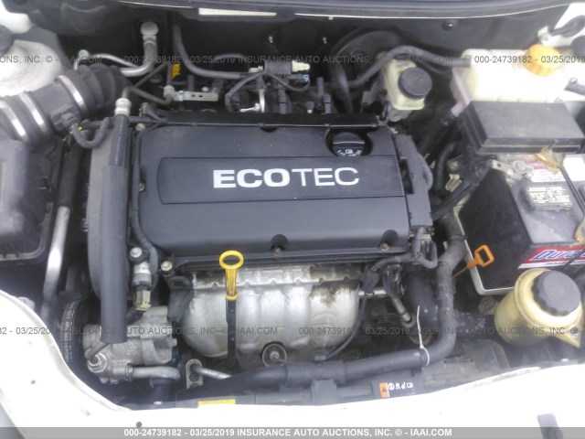 KL1TD6DE6AB098880 - 2010 CHEVROLET AVEO LS/LT WHITE photo 10