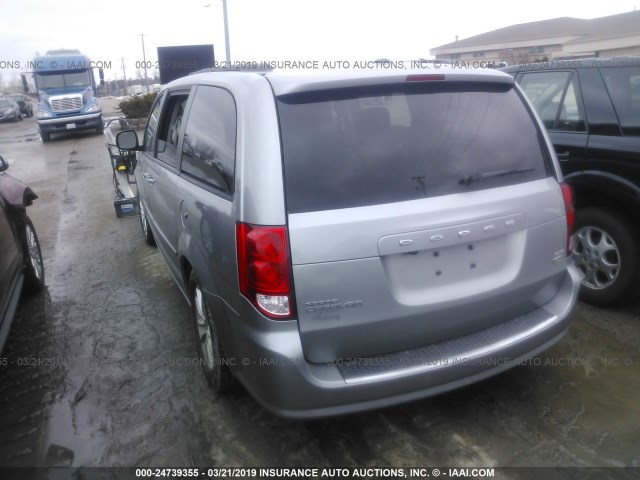 2C4RDGCG7GR256407 - 2016 DODGE GRAND CARAVAN SXT SILVER photo 3