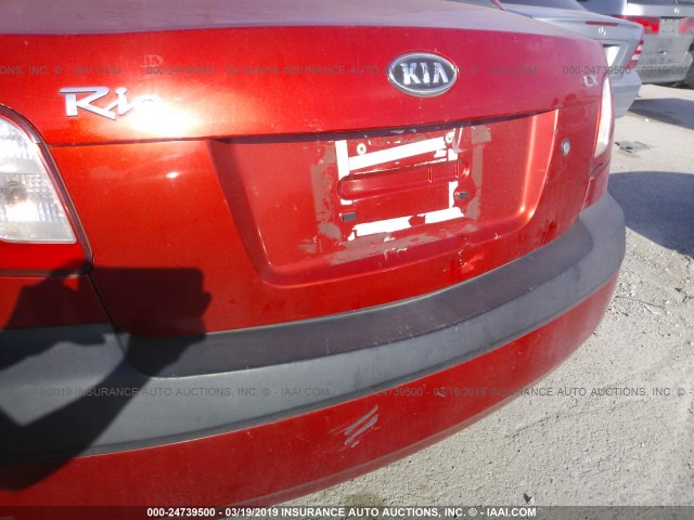 KNADE123486325112 - 2008 KIA RIO LX/SX RED photo 6