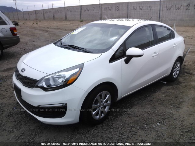 KNADM4A32H6005700 - 2017 KIA RIO LX WHITE photo 2