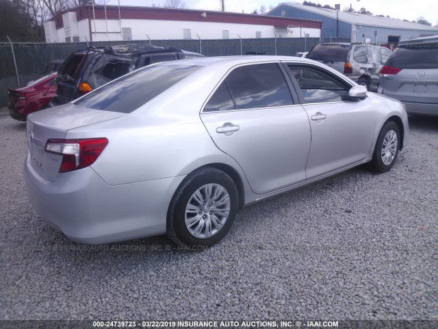 4T1BF1FK2DU652974 - 2013 TOYOTA CAMRY L/SE/LE/XLE Gümüş foto 4