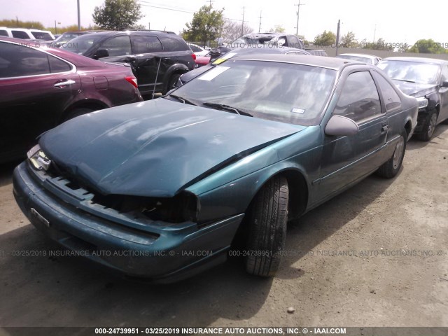 1FAPP624XPH103943 - 1993 FORD THUNDERBIRD LX GREEN photo 2