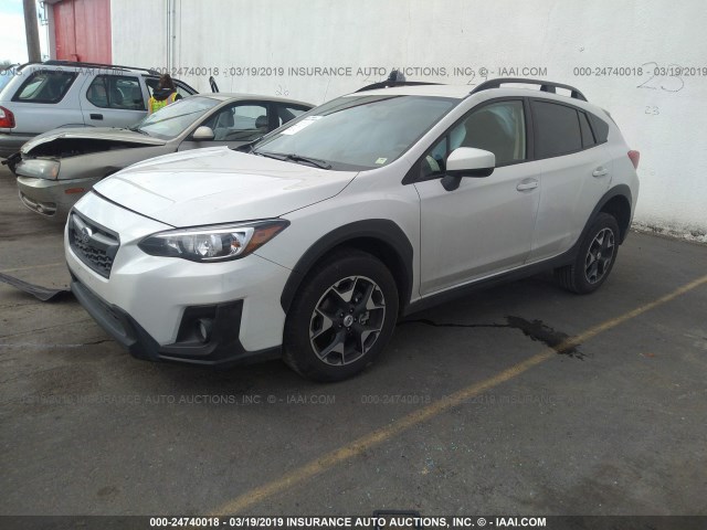 JF2GTABC7J8348191 - 2018 SUBARU CROSSTREK PREMIUM WHITE photo 2