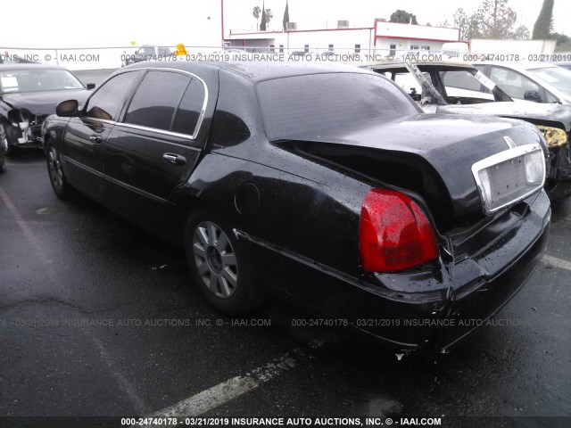 1LNHM84W15Y606707 - 2005 LINCOLN TOWN CAR EXECUTIVE L BLACK photo 3