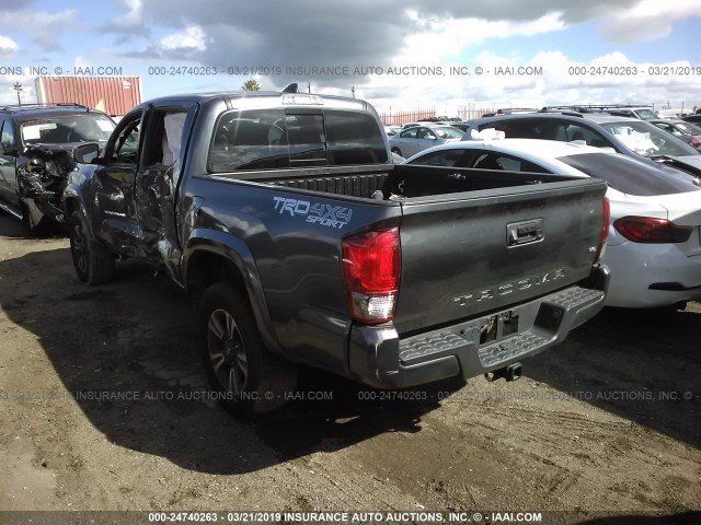 3TMCZ5AN7HM064233 - 2017 TOYOTA TACOMA DBL CAB/SR/TRDSPT/OR/PRO GRAY photo 3