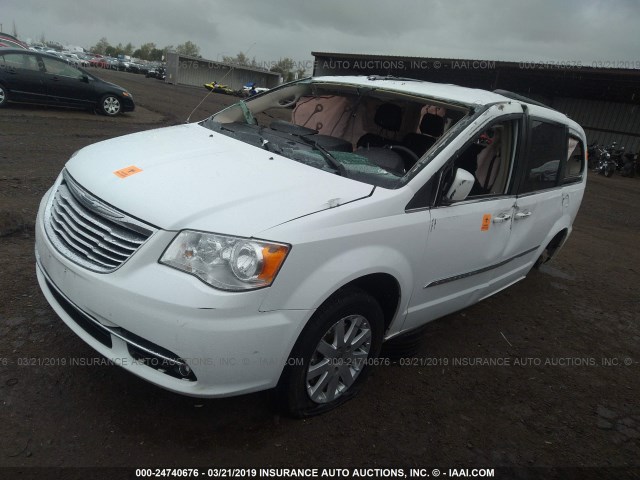 2C4RC1BG4FR720799 - 2015 CHRYSLER TOWN & COUNTRY TOURING WHITE photo 2