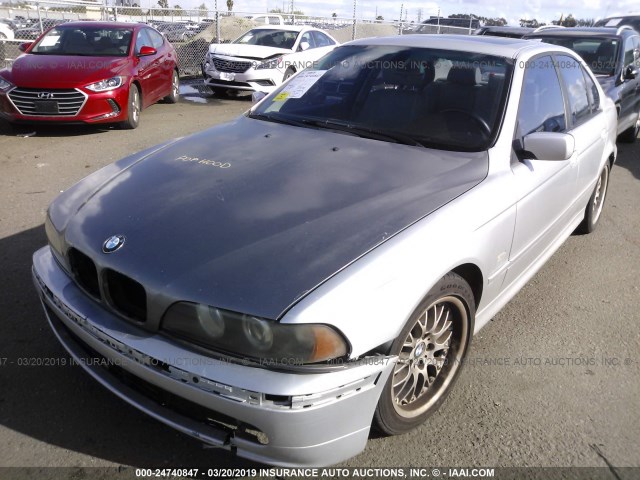 WBADT63402CH91500 - 2002 BMW 530 I AUTOMATIC SILVER photo 2