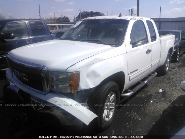 2GTEC290791109813 - 2009 GMC SIERRA C1500 SLE WHITE photo 2